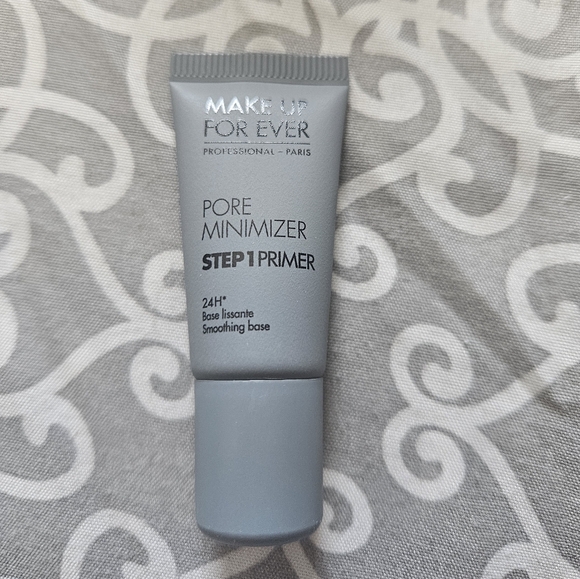 ⭐️FREE Make up Forever primer - Picture 3 of 3